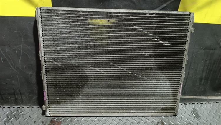 Радиатор кондиционера Тойота Хайлюкс Сурф в Камене-на-Оби 1054401