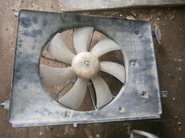 Диффузор радиатора Хонда Фит в Камене-на-Оби 24057